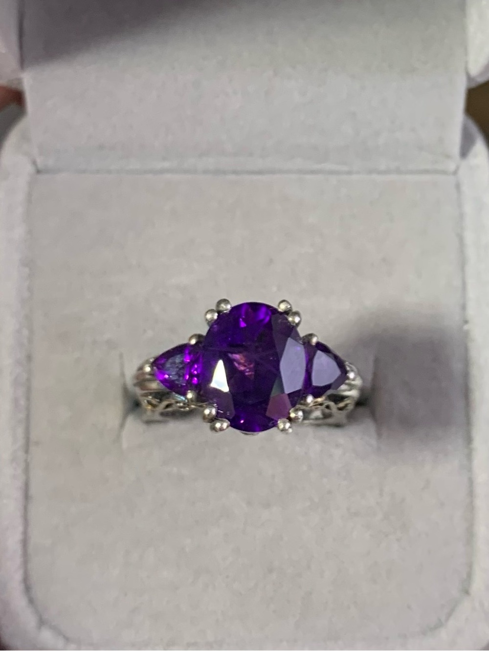 Sterling Silver Purple Amethyst Three-Stone Ring filigree intricate band sz 6